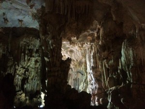 Tam Cung Cave